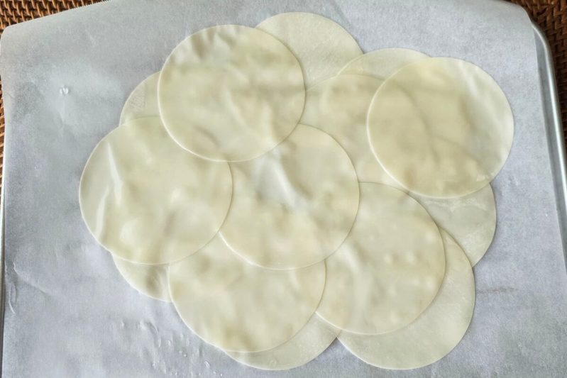 「餃子の皮で作るピザ」が想像以上に本格! 簡単すぎてリピ確定