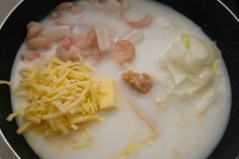 【まるでカフェの味】ワンパンで作る濃厚クリームパスタ 生クリームなしでこのおいしさ