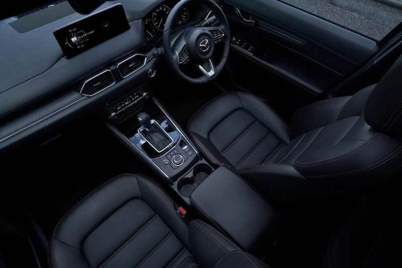 マツダの屋台骨『CX-5』が「最後の年次改良」？値上げやグレード整理、MT廃止も