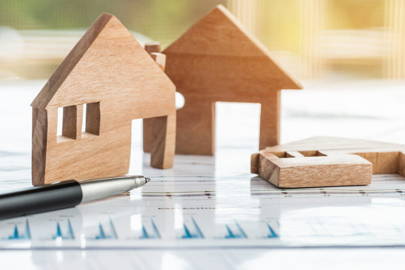 住宅ローンの保証料の相場はいくら？仕組みや計算方法を解説！