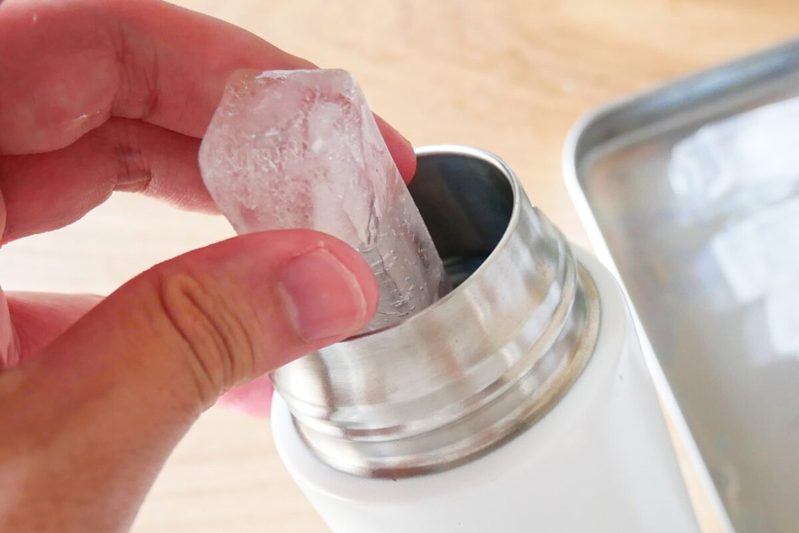 水筒に氷が入らず焦る毎朝にサヨナラ ニトリの“コレ”がマイボトル派を救う