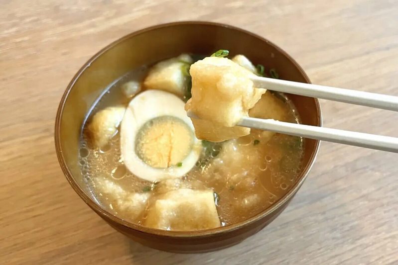 北斗晶の「揚げ餅とんこつ雑煮」が驚くほど旨い　余ったお餅を簡単アレンジ