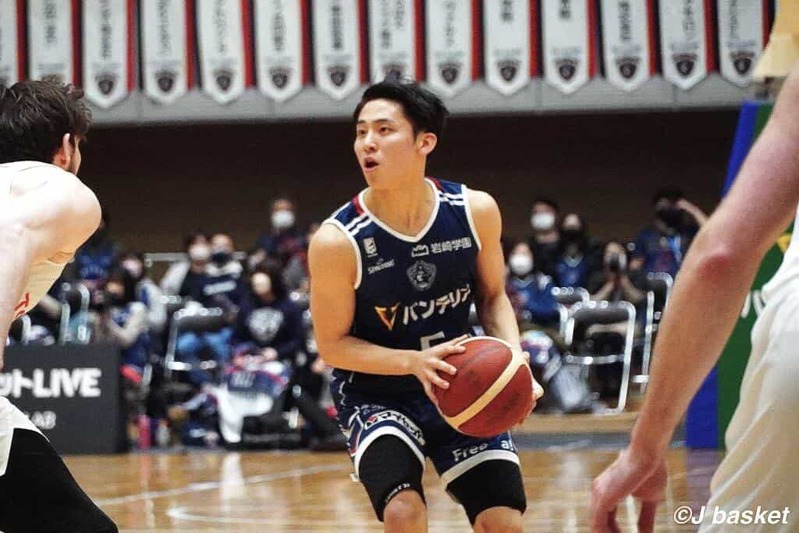 【Bリーグ】河村勇輝(横浜)がファン投票によるBリーグ月間MVP受賞/26得点キャリアハイ、8.4アシストリーグトップ