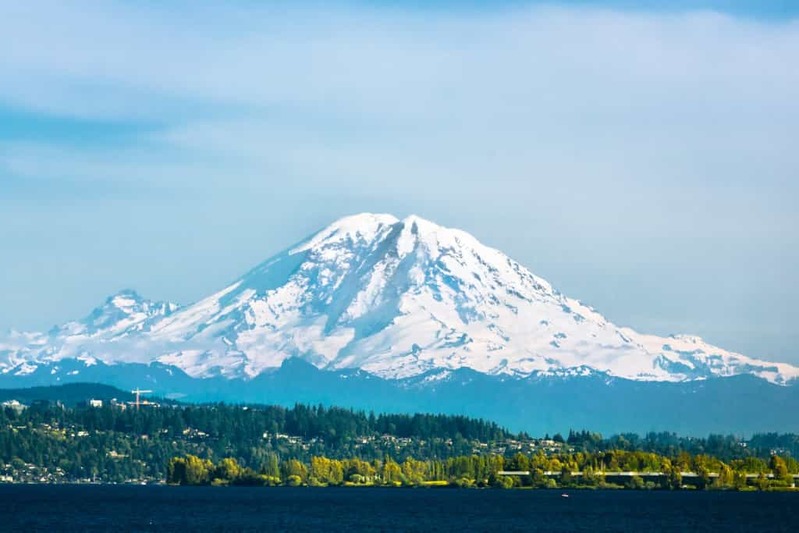 アメリカのレーニア山はどっち？【画像２択 vol.150】