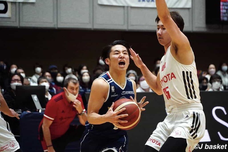 【Bリーグ】河村勇輝(横浜)がファン投票によるBリーグ月間MVP受賞/26得点キャリアハイ、8.4アシストリーグトップ