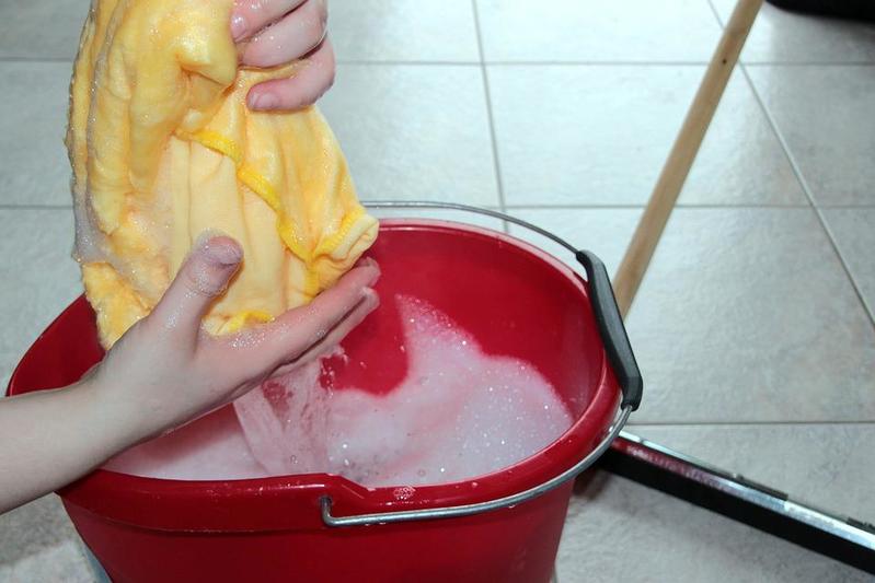 お風呂場の髪の毛を効果的に溶かす方法とは?徹底解説!