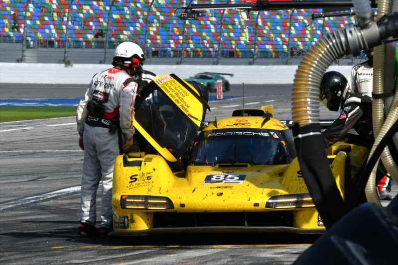 初のアメリカ、デイトナ24時間レース取材で大興奮！ でも運転マナーはフランス人と似てた!?【池ノ内ミドリのジャーマン日記】