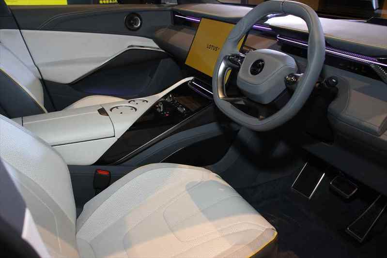 新世代ロータスのピュアエレクトリックハイパーSUV！テクノロジー､パフォーマンス､ラグジュアリーが備わった｢エレトレ｣が発表！