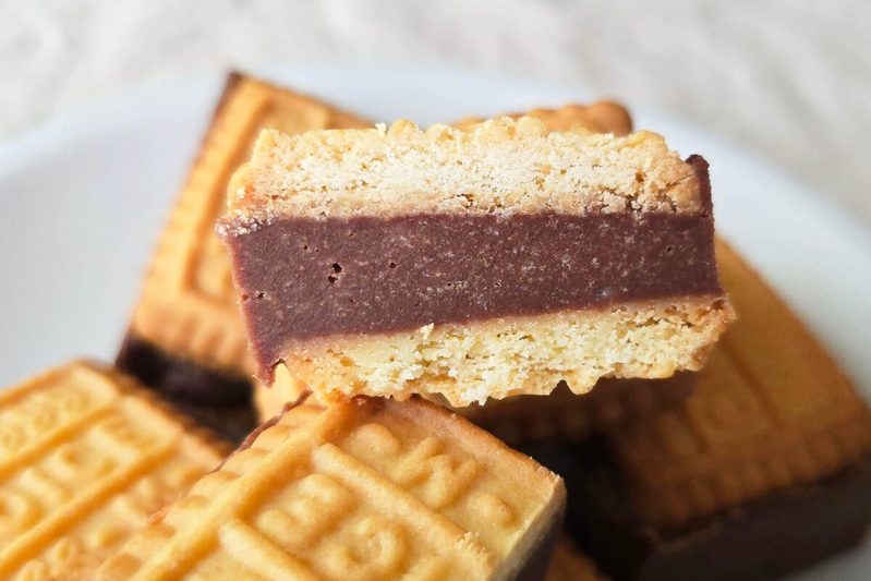 あの“ロングセラー菓子”が大変身 まるで行列スイーツみたいな贅沢感に…