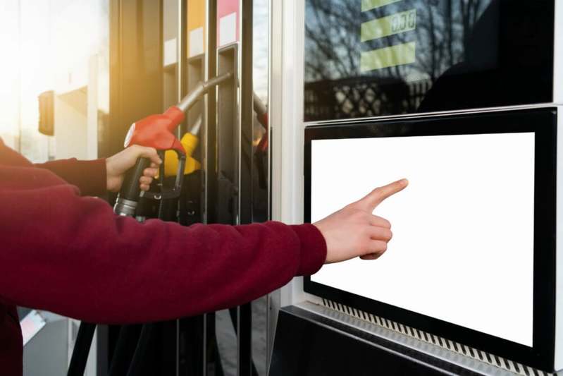 「ガソリンスタンドでの燃料の入れ間違えゼロへ？」もう導入されてるハイテクシステムが“ウッカリ”を解消してくれるかも