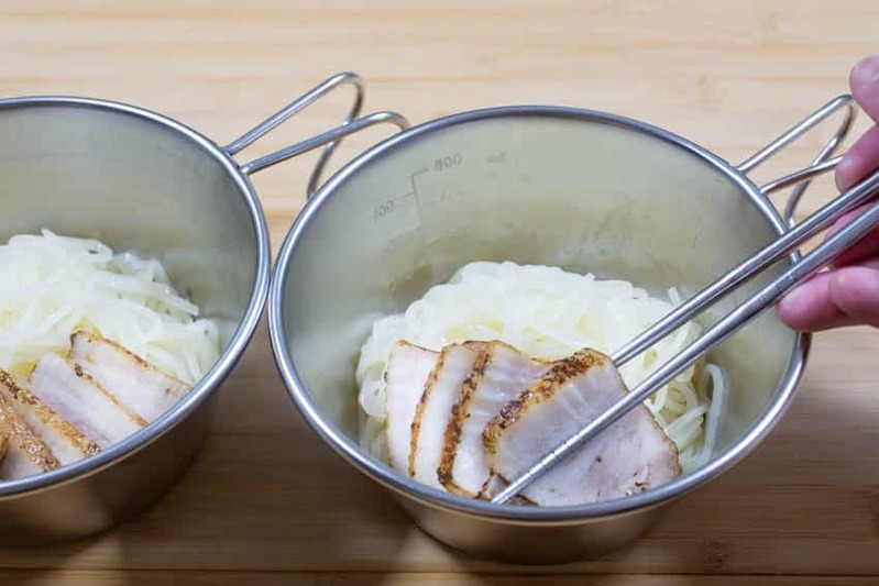 食欲の下がる暑い夏でも爆上がり！【無印良品】の冷麺は簡単だからキャンプ飯に最高！