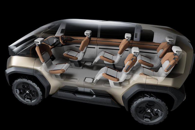 【JMS2023】三菱自　PHEVクロスオーバーD：X Conceptと国内導入のトライトンを展示
