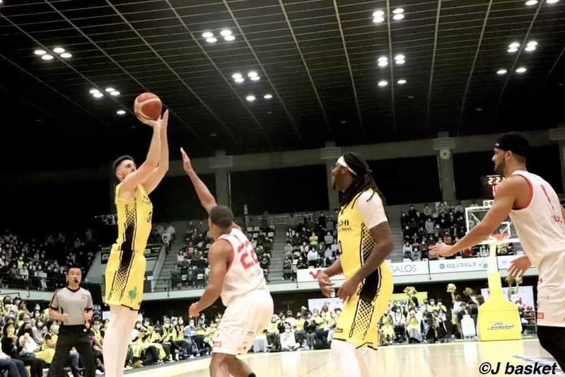 ［It Roster 004］ライアン・ケリー(SR渋谷) 劇的ブザービーターで渋谷初勝利、NBA優勝ロサンゼルス・レイカーズでコービーともプレー