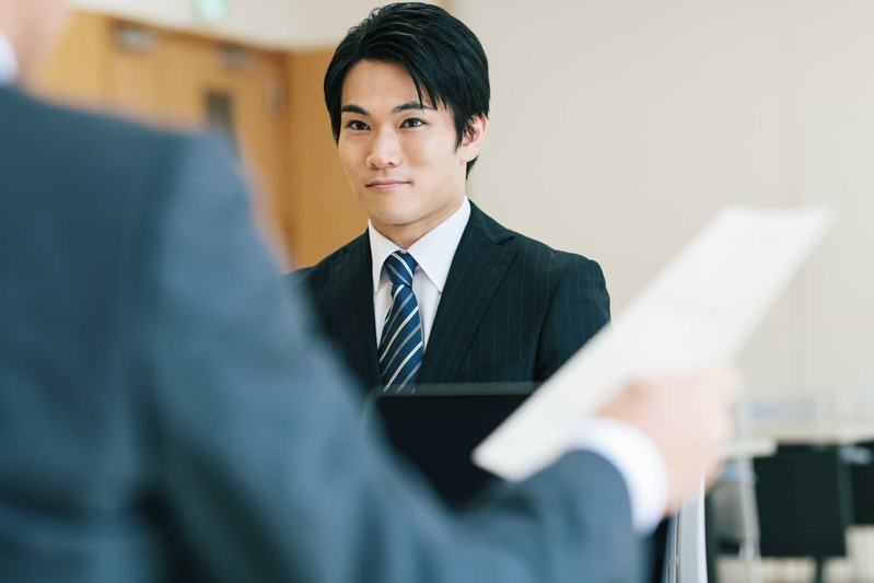 自己紹介に必要な3つの項目。NG行動やすぐに使える例文を紹介