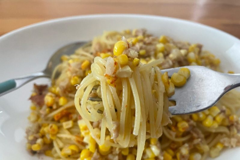 速水もこみちの「とうもろこしとツナのパスタ」は素材の旨みが光る　旬の味を逃さず作って