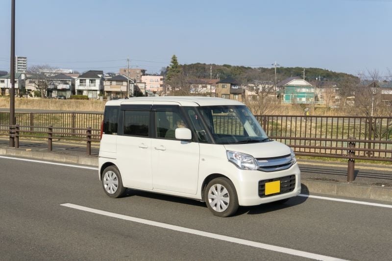 「軽自動車には白ナンバー？黄色ナンバー？」選んだ理由を軽ユーザーに駐車場で突撃インタビューしてみた