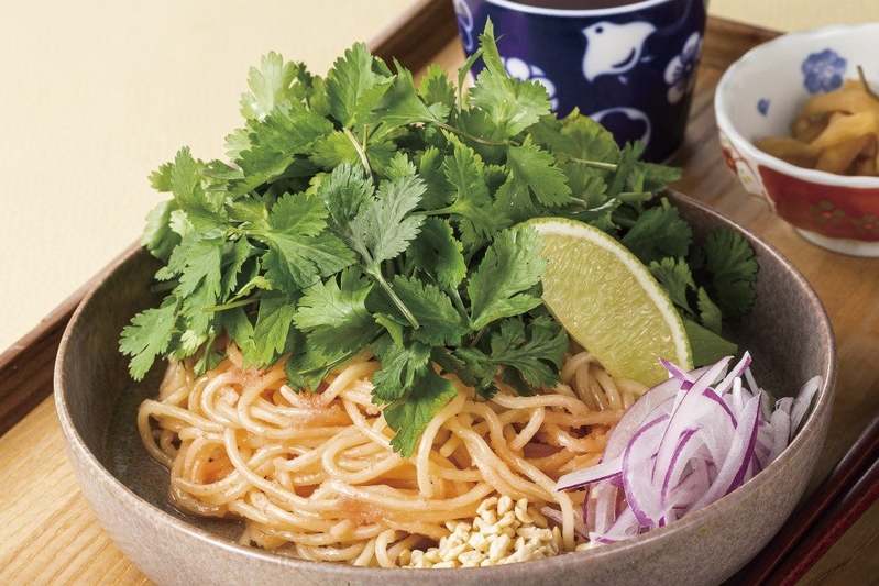 【コアなファンに捧ぐ】新食感「パクチーと発酵バターのたらこスパゲティ」&新感覚スイーツ「もちもち わらび餅」東京たらこスパゲティに新登場