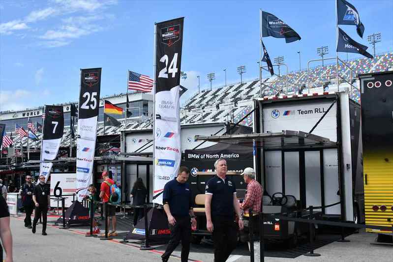 初のアメリカ、デイトナ24時間レース取材で大興奮！ でも運転マナーはフランス人と似てた!?【池ノ内ミドリのジャーマン日記】