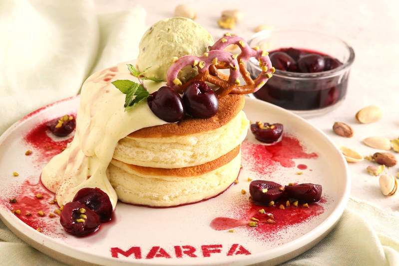 横浜モアーズ3F『MARFA CAFE』から、春らしいパステルカラーがかわいいパンケーキと爽やかなシェイクが3/16より登場!