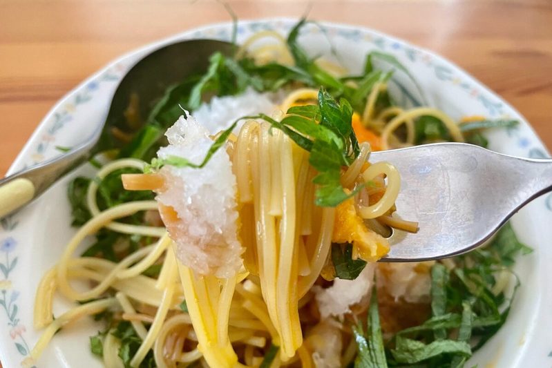 鳥羽周作シェフの「なめたけのパスタ」は飲める美味しさ　さっぱり感が暑い季節におすすめ