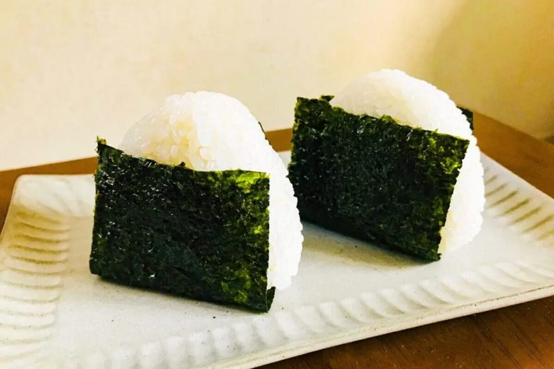 ギャル曽根が考案した「最高のおにぎりの具」 “調味料3つ”でこれは止まんない…