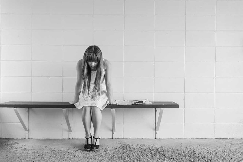 ヤンデレ彼女とは?ツンデレとの違いと対処法をご紹介!