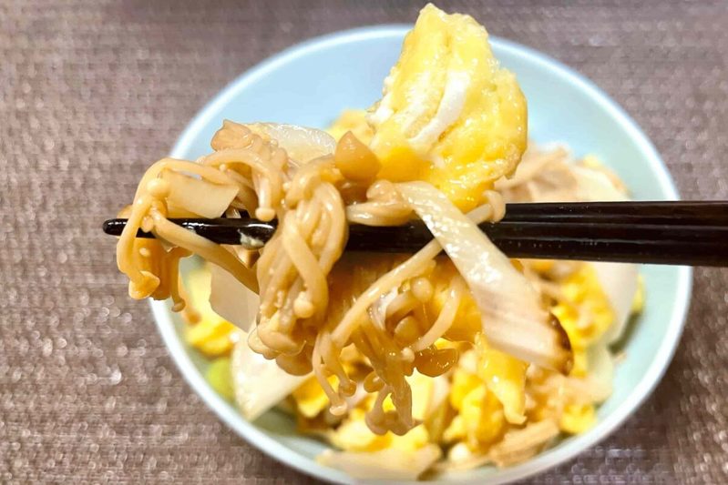 えのきが“メインおかず”に化けた! 卵と合わせた「えのたま」がコスパ最強