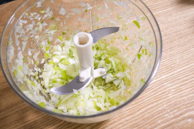 一流シェフが“冷蔵庫に常備してるモノ”が万能すぎた かけるだけでウマくなる
