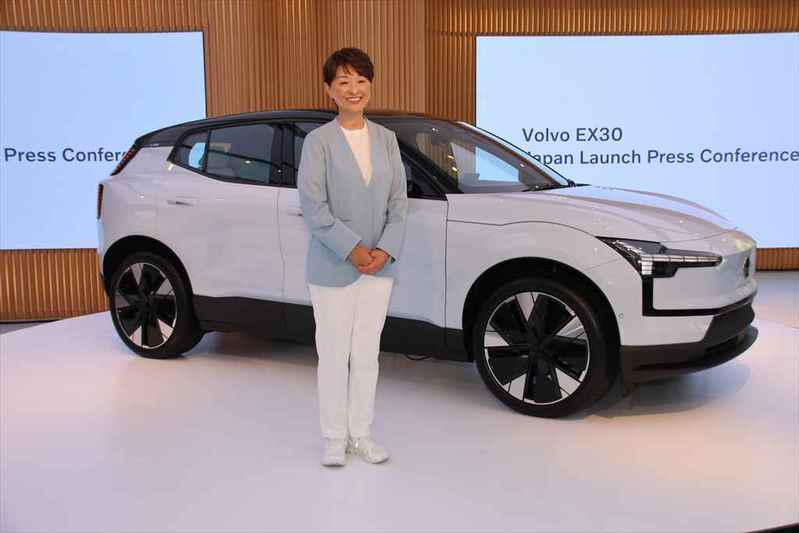 斬新なスタイルながらボルボらしさも散りばめられたデザインが魅力的! BEVのコンパクトSUV「ボルボEX30」発表