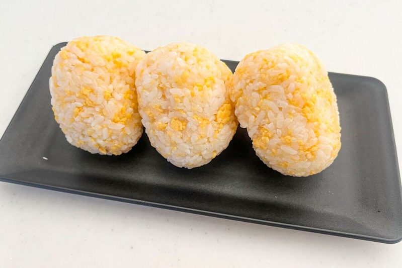 家庭にある“4つのもの”で作るおにぎりが最高すぎる…　「おばあちゃんの味」懐かしむ声