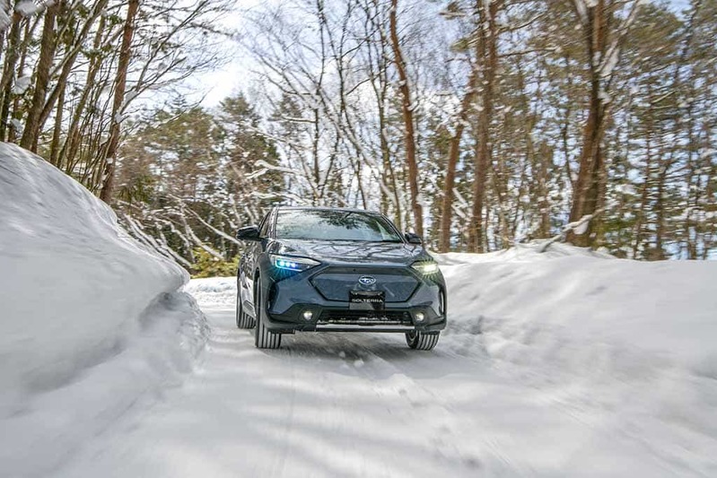 これってスバル車の中でも一番雪道で安定して走れるモデルかも!?「スバル ソルテラ」【河口まなぶ動画試乗インプレッション】