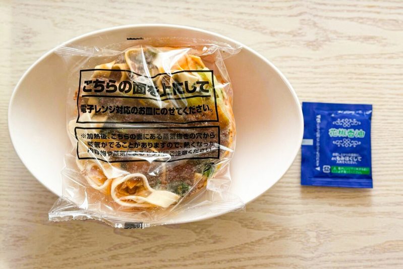 ギャル曽根も絶賛、ファミマ300円台の“冷凍麺”が爆売れ　「マジでお店」「もうこれでいい」