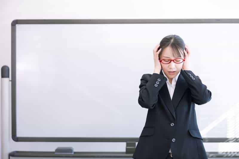 仕事が辛いときの乗り越え方は？原因と解決策を知って状況を変えるには？