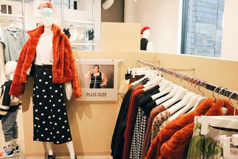 SHEIN TOKYO「売らない店」現地レポート!担当者が明かす、低価格3つの理由とは