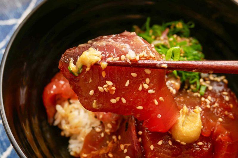 カツオの刺身は“わさび醤油”じゃなかった… 笠原将弘さんの食べ方が最高にうまい