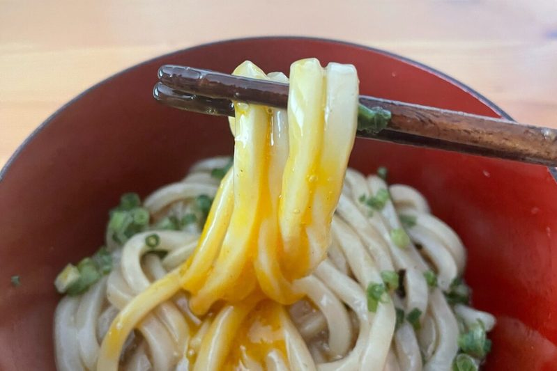 だれウマ氏の「冷やし油うどん」は爆速でできるのに飲める美味しさ　これはハマる…