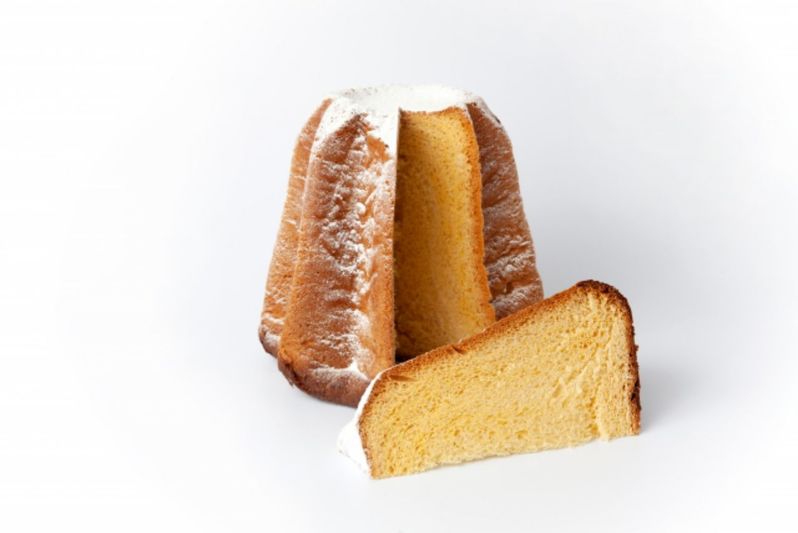 クリスマスシーズンに食される「パンドーロ」とはどんなパン？その名前はパンの色にあった！