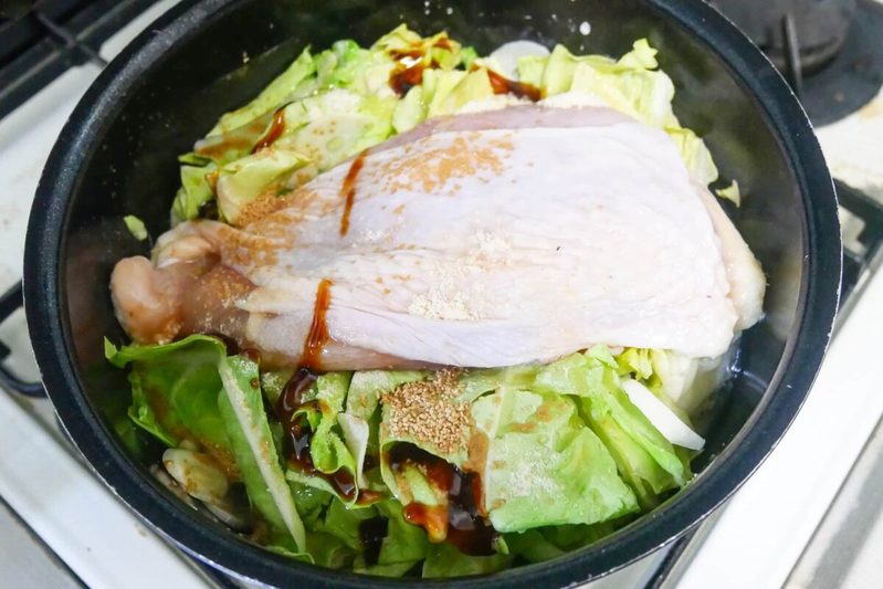 リュウジの「キャベツと鶏むね肉」の食べ方が最高 “こうするだけ”で激ウマに