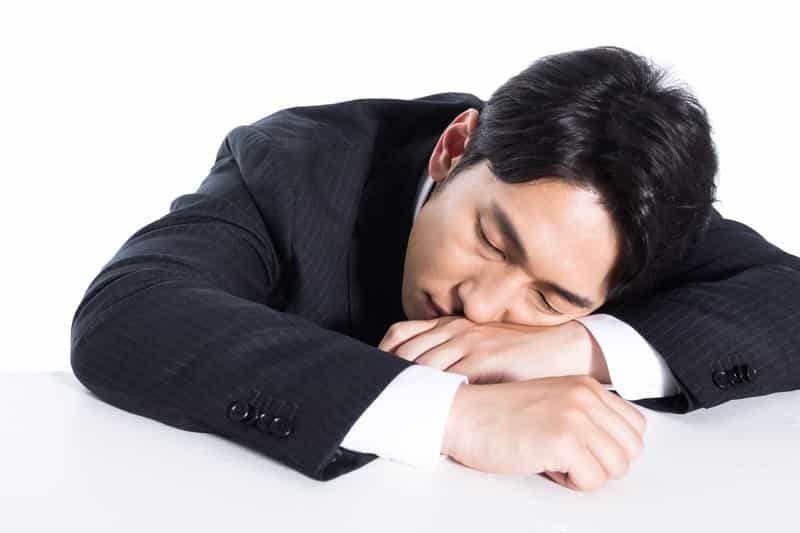 仕事が辛いときの乗り越え方は？原因と解決策を知って状況を変えるには？