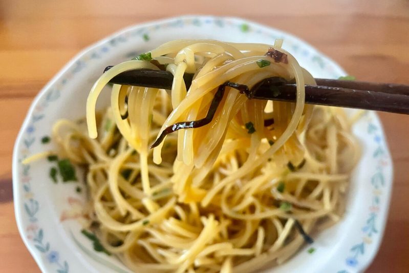 材料はたった4つ　やる気1％で作れる「ワンパン背徳パスタ」が最高すぎる