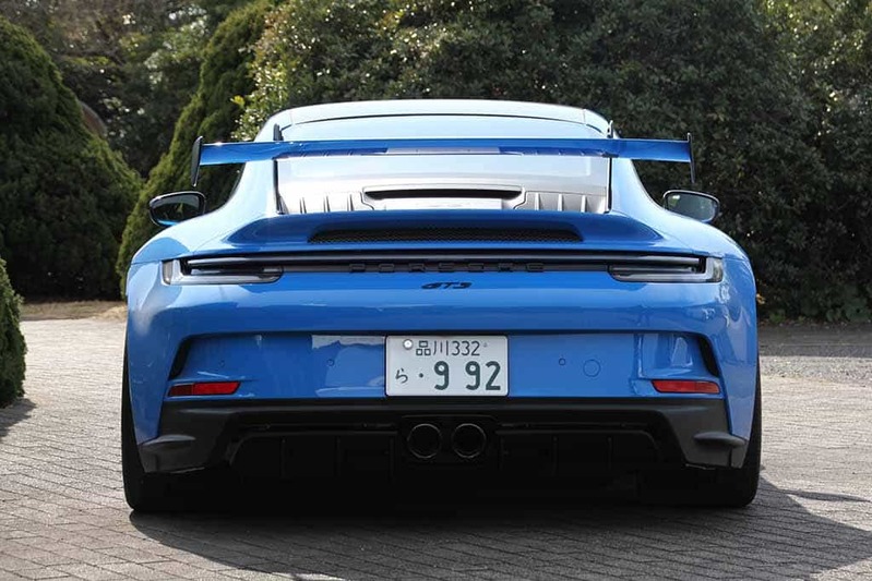 フラット6の超滑らかな吹け上がりとクイックなハンドリングに惚れ惚れ！ 「ポルシェ911GT3」【河口まなぶ動画試乗インプレッション】