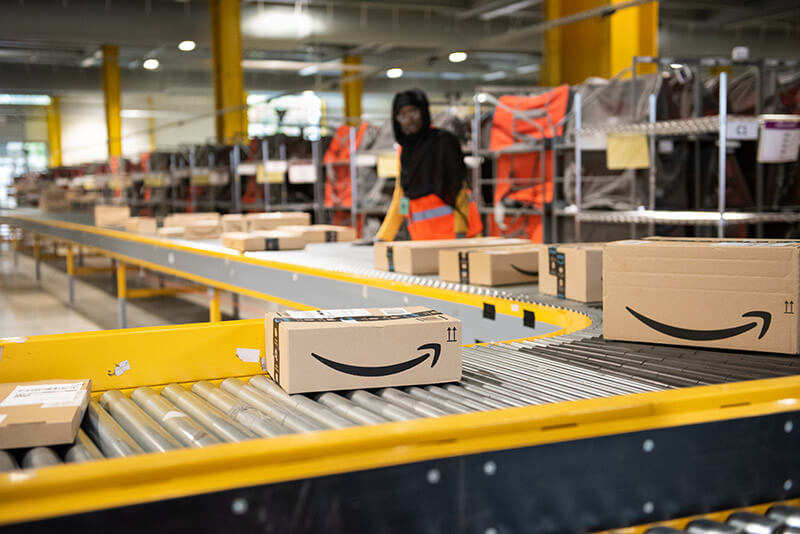 日本のAmazonプライムも値上げなら、小売りはヨドバシへ流出？