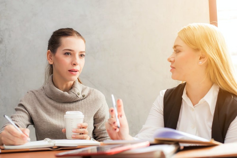 透明感がある女性の特徴は？モテる理由や透明感の出し方を解説！