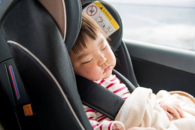 過ごしやすい天気でも「車で寝てるね」は危険！過去には熱中症による死亡事故も…止めなかった人の罪に？