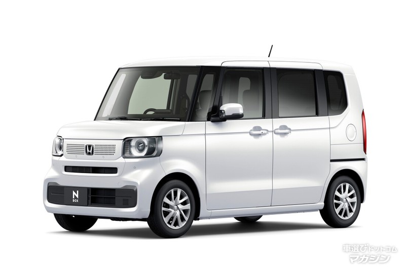 新型となったホンダ N-BOXとN-BOX カスタム。ベストバイはどっち？