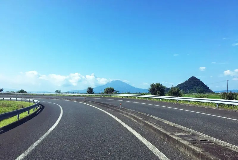 高速道路を走るときのペースメーカー車　人気があるのはどの車？