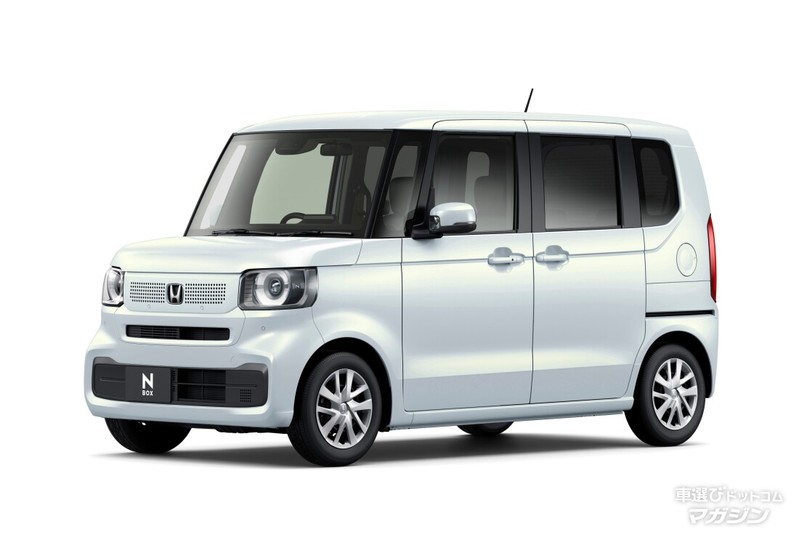 新型となったホンダ N-BOXとN-BOX カスタム。ベストバイはどっち？