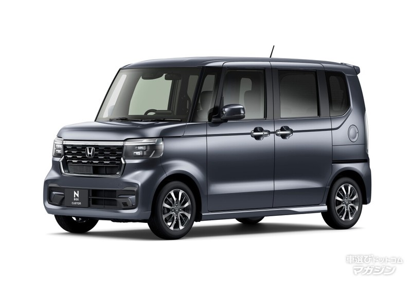 新型となったホンダ N-BOXとN-BOX カスタム。ベストバイはどっち？
