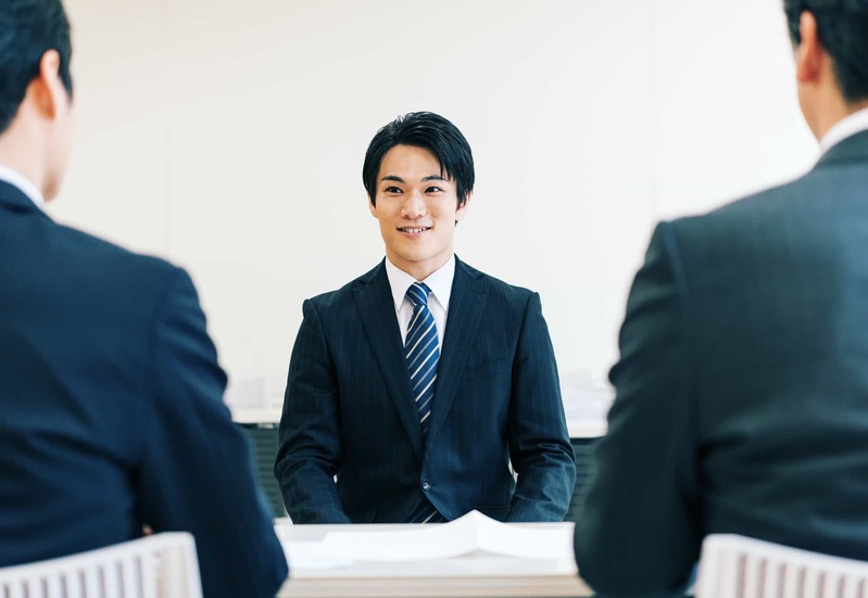 自己紹介に必要な3つの項目。NG行動やすぐに使える例文を紹介