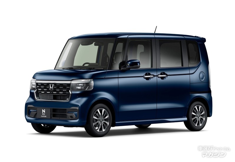新型となったホンダ N-BOXとN-BOX カスタム。ベストバイはどっち？